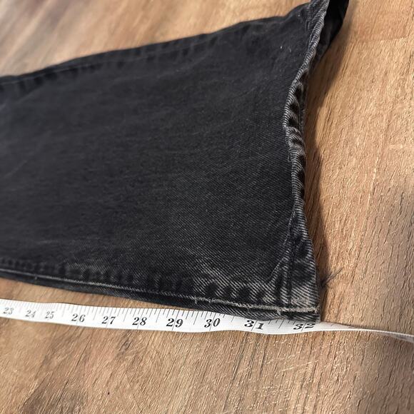 Levi 501 Jeans Mens 38x32 Black Distressed Cotton Denim Pants - Picture 4 of 10